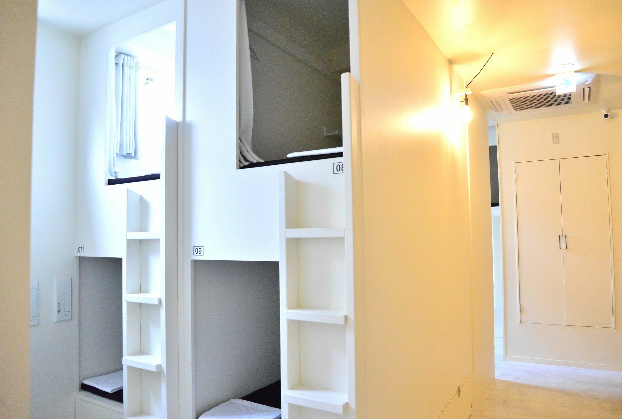 Almond Hostel & Cafe Shibuya Токіо Екстер'єр фото